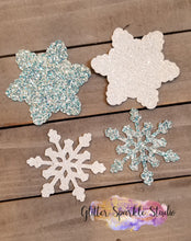 Load image into Gallery viewer, 3.1 inch Original size 3 Piece Snowflake with Multi Diamond Center Steel Rule Die for appliques or snap clips