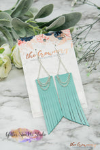 Load image into Gallery viewer, Fringe or Tassles Earring or Pendant Steel Rule Die