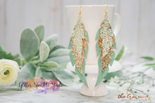 Load image into Gallery viewer, Long 4.5, 3.75 &amp; 2.6 inch Triple Layer Feathers Earring or Pendant Steel Rule Combo Die