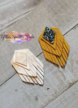 Load image into Gallery viewer, Boho Fringe Earring Steel Rule Die
