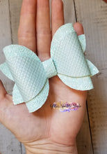 Load image into Gallery viewer, 4 inch Darcy Double Tail Wrap-around Bow ALL FULL CUTS Steel Rule Die