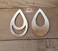 Load image into Gallery viewer, Open Teardrop Earrings Steel Rule Die