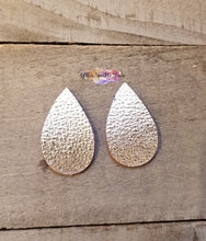 Load image into Gallery viewer, Open Teardrop Earrings Steel Rule Die