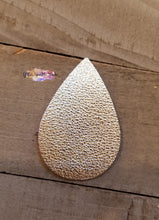 Load image into Gallery viewer, Star Inset Teardrop Earring or Pendant Steel Rule Die