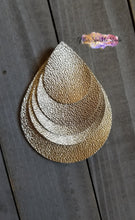Load image into Gallery viewer, Chubby Teardrops 5 piece earring or pendant multi cut Steel Rule Die