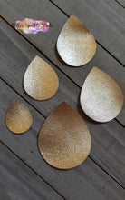 Load image into Gallery viewer, Chubby Teardrops 5 piece earring or pendant multi cut Steel Rule Die