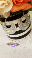 Load image into Gallery viewer, 2.5 inch Hole in One circles Earring Steel Rule Die
