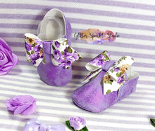 Load image into Gallery viewer, BIG SHOT PLUS/PRO ONLY - Big Beautiful Bow Crib Shoes Steel Rule Die