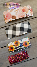 Load image into Gallery viewer, 4 piece Multi Size Scalloped Rectangle Hinged snap clip multi cut Steel Rule Die
