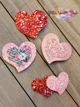 Load image into Gallery viewer, 9 piece Multi Size Scalloped &amp; Heart Shaped Snap Clip multi cut Steel Rule Die