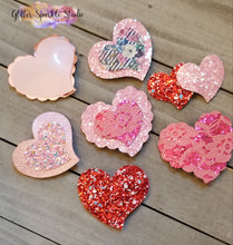 Load image into Gallery viewer, 9 piece Multi Size Scalloped &amp; Heart Shaped Snap Clip multi cut Steel Rule Die