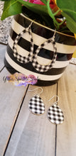 Load image into Gallery viewer, Hollow Teardrop Earrings Steel Rule Die