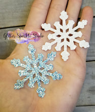 Load image into Gallery viewer, 3 Piece Snowflake with Multi Diamond Center Steel Rule Die for appliques or snap clips