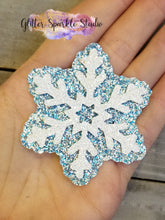 Load image into Gallery viewer, 3 Piece Snowflake with Star Center Steel Rule Die for earring, appliques or snap clips