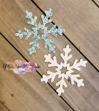 Load image into Gallery viewer, 3 Piece Snowflake with Star Center Steel Rule Die for earring, appliques or snap clips