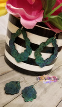 Load image into Gallery viewer, 2.5 Inch Pair of Casbah Scalloped Pointed Teardrop Earring or Pendant Steel Rule Die