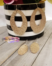Load image into Gallery viewer, Big Beautiful Oval Earring Steel Rule Die