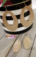 Load image into Gallery viewer, Big Beautiful Oval Earring Steel Rule Die