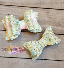 Load image into Gallery viewer, Dress Up Your Chloe Accessory Die for the 4 inch Chloe Bow Steel Rule Dies