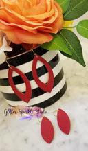 Load image into Gallery viewer, Pair of Elongated Open Pointed Leaves Earring or Pendant Steel Rule Die