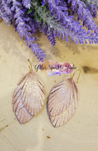 Load image into Gallery viewer, Petite Fringed Feathers Earring or Pendant Steel Rule Combo Die