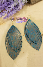 Load image into Gallery viewer, Fringed Feathers Earring or Pendant Steel Rule Combo Die