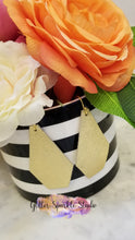 Load image into Gallery viewer, Slender Hexi Earrings or Pendant Steel Rule Die