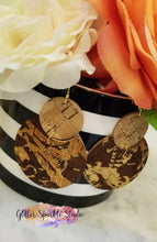 Load image into Gallery viewer, The Swerve Notched Circle Earring Steel Rule Die