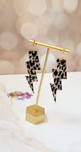 Load image into Gallery viewer, Pair of Lightning Bolts Earrings Steel Rule Die