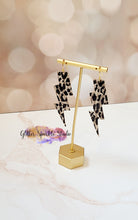Load image into Gallery viewer, Pair of Lightning Bolts Earrings Steel Rule Die