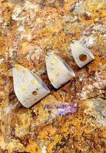 Load image into Gallery viewer, 3 piece Oval Loops for Hoops or earrings multi cut Steel Rule Die