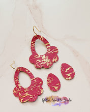 Load image into Gallery viewer, Pair of Petite Frilly Floral Drops Earring Steel Rule Die