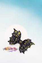 Load image into Gallery viewer, 4 inch Double Layer Bat Wing Bow Steel Rule Die
