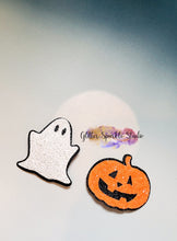 Load image into Gallery viewer, 2 inch mini Ghost and Jack o Lantern Pumpkin Snap Clip Steel Rule Die for snap clips or appliques