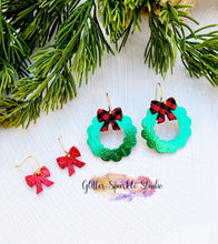 Load image into Gallery viewer, Pair of Mini 1.5 inch Ribbon Wreaths Earring Steel Rule Die