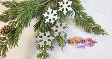Load image into Gallery viewer, Four Petite 1.5 inch Delicate Snowflakes for Earrings or snap clip and bow appliques Steel Rule Die