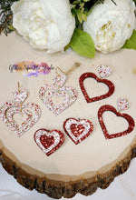 Load image into Gallery viewer, 5 Piece Nesting Hearts multi cut Steel Rule Die for petite earring or appliques