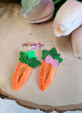 Load image into Gallery viewer, 50mm Pair of Carrot Snap Clip Steel Rule Die for Snap Clips