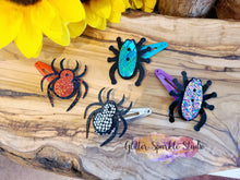 Load image into Gallery viewer, Creepy Crawlers Spider and bug snap or appliques Steel Rule Die