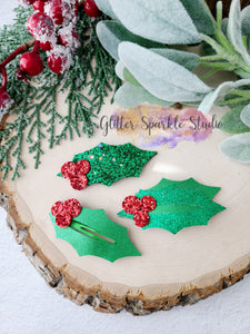 Holly with Berries & Ornaments Snap Clip Steel Rule Die for appliques or snap clips