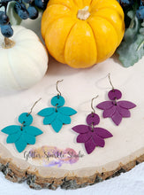 Load image into Gallery viewer, Tiny 1.36 inch Pair of Blossom Dangle Embossing Dangle Petite Earring Steel Rule Die