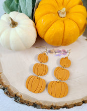 Load image into Gallery viewer, Single Stacked Pumpkins Embossing Dangle Earring Steel Rule Die