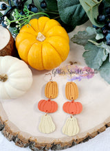 Load image into Gallery viewer, Pair of Oh My Gourd Embossing Dangle Earring Steel Rule Die