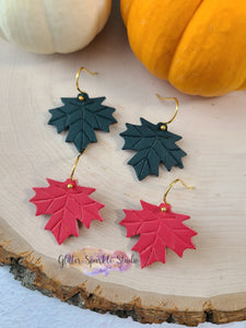 Crease Pad Required - tiny 1 inch detailed maple leaf Dangle Xtra Strong Embossing Dangle Petite Earring Steel Rule Die