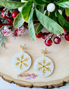 1.8 inch Stitcher Fancy Snowflake Ball Ornament Earring or applique Steel Rule Die