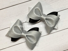 Load image into Gallery viewer, 3 inch Lola Pinch Bow ALL FULL CUTS Steel Rule Die