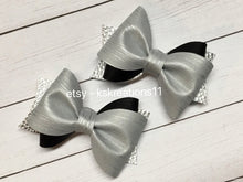 Load image into Gallery viewer, 4 inch Lola Pinch Bow ALL FULL CUTS Steel Rule Die